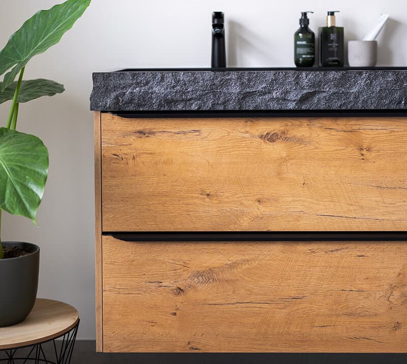 Houten badkamermeubel stenen blad